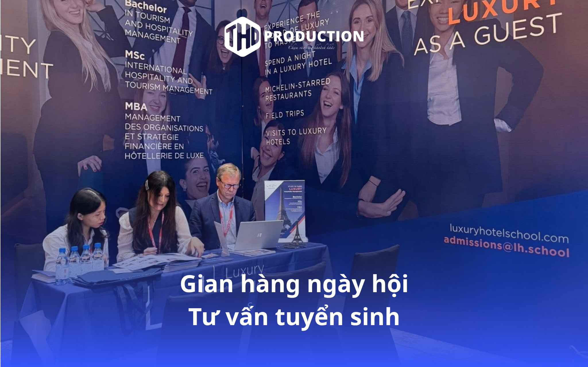 Gian Hàng Tư Vấn Tuyển Sinh