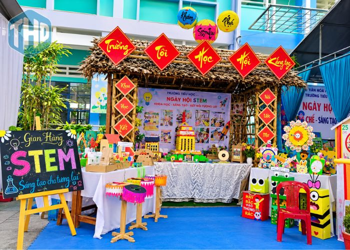 Trang Tri Gian Hang Handmade Hoc Sinh